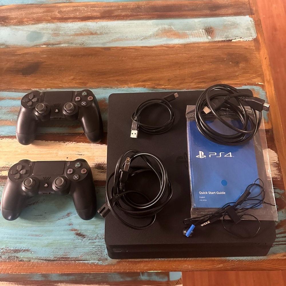 Pre-Owned Sony Playstation 4 Slim PS4 Black 500GB Gaming Console